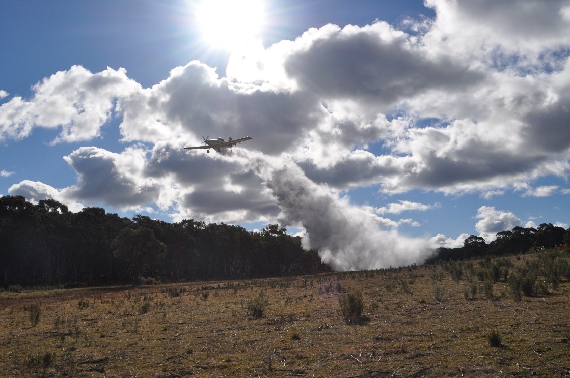 Blaze Tamer 380 being dropped from an 802 Tracker (SEAT)